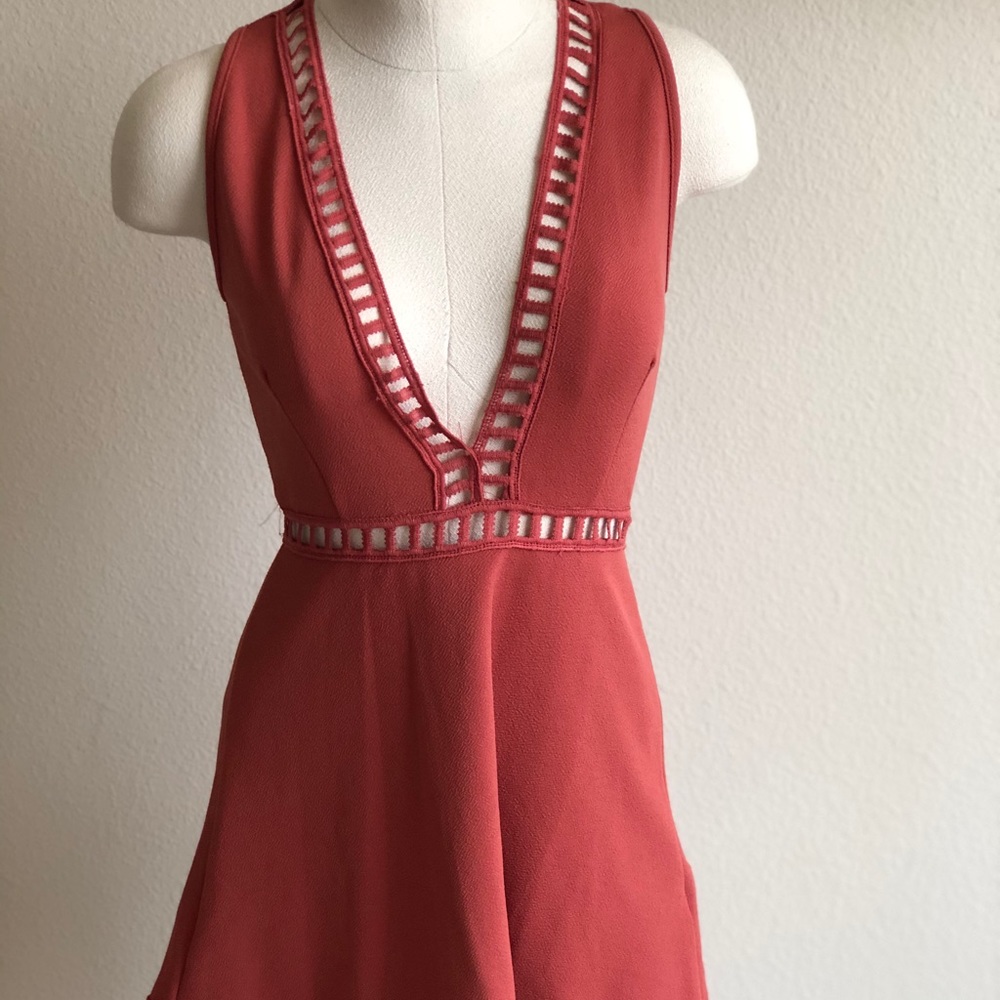 Sleeveless dress